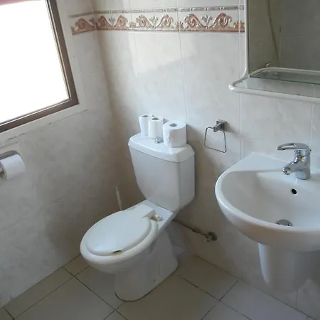 Tsialis Apartmanhotel Píla