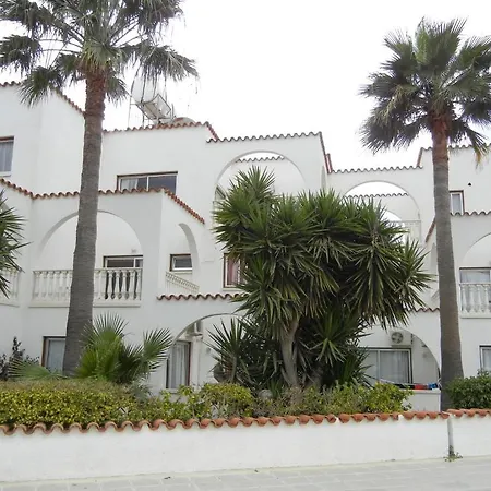 Tsialis Apart-hotel Pyla